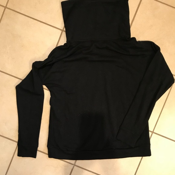 NWOT Pink Victoria’s Secret sweatshirt - Picture 4 of 4